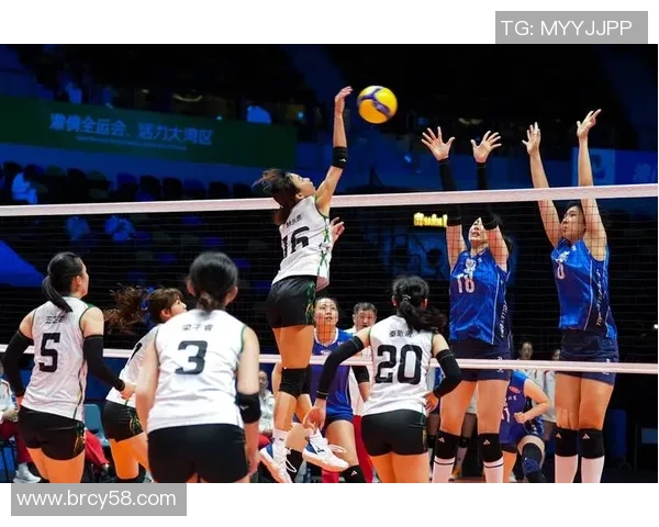 赛后分析:北京排球队与上海排球队的比赛节奏与策略对比 赛后分析:北京排球队与上海排球队的比赛节奏与策略对比